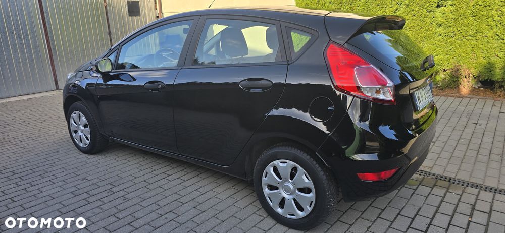 Ford Fiesta - 8