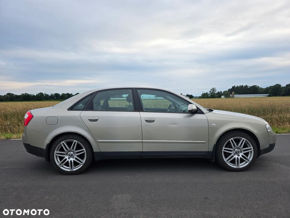 Audi A4 Limousine 1.8T - 3
