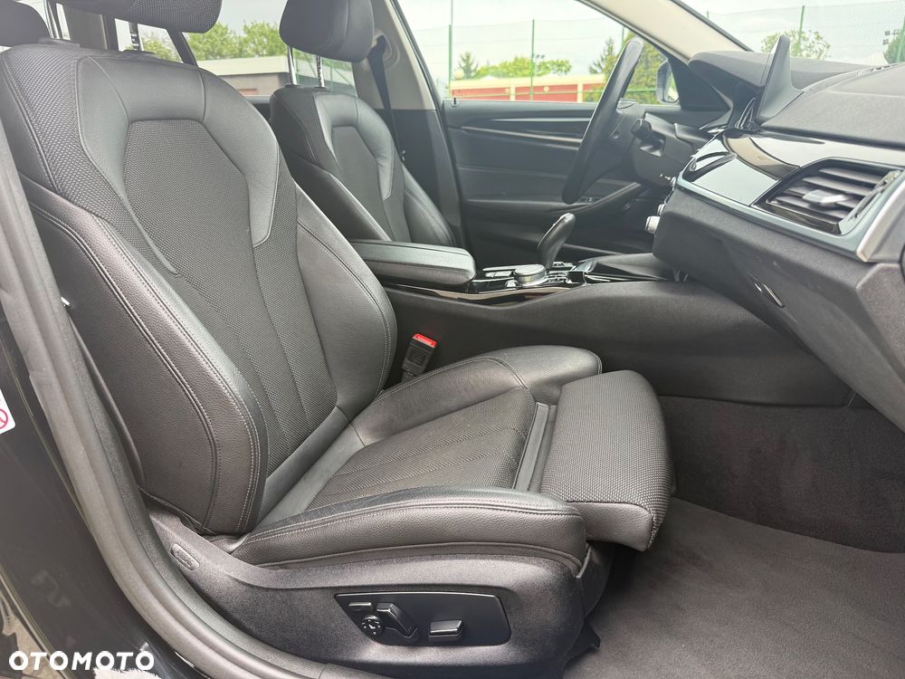 BMW Seria 5 520d Sport Line sport - 25