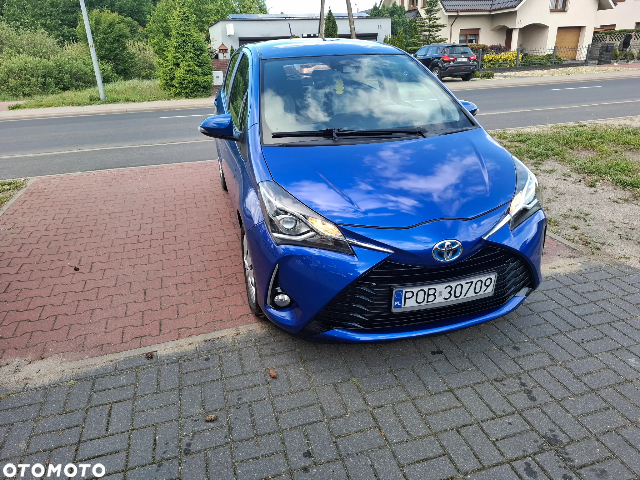 Toyota Yaris 1.5 Premium - 14
