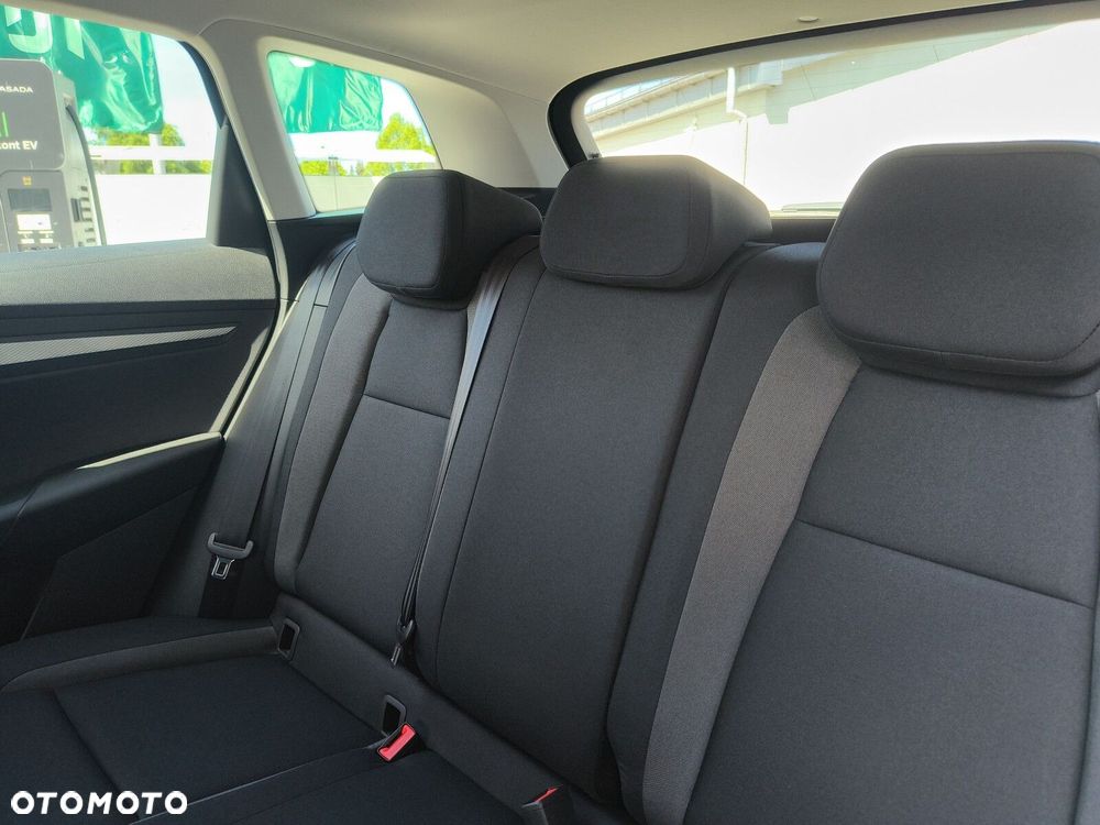 Skoda Karoq 1.0 TSI Essence - 17
