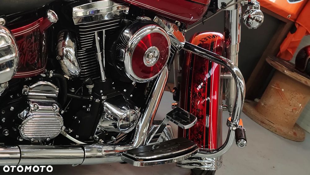 Harley-Davidson Softail Heritage Classic - 23