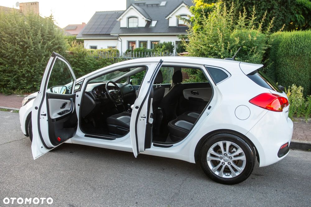Kia Ceed 1.4 CVVT Vision - 16