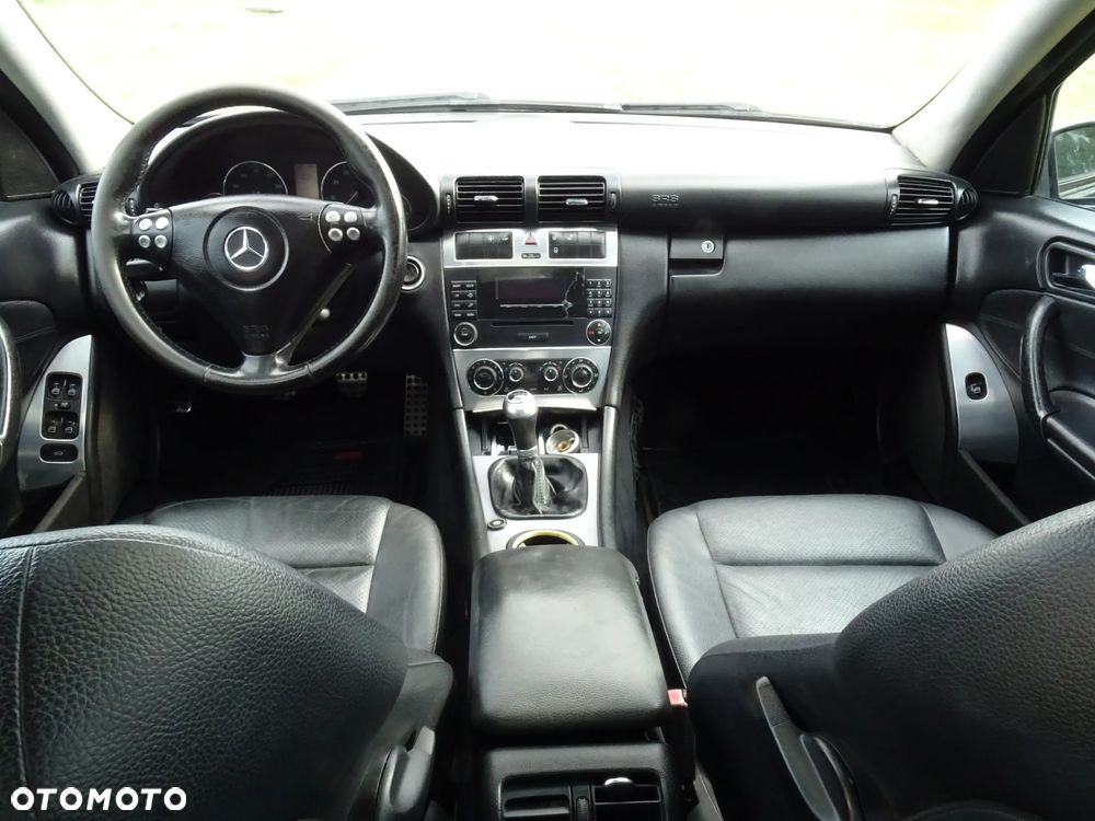 Mercedes-Benz Klasa C 230 - 7