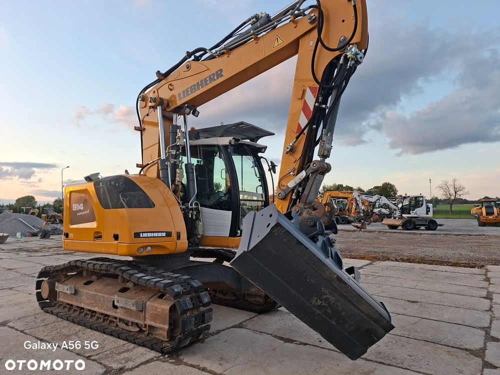 Liebherr R914 COMPACT - 1