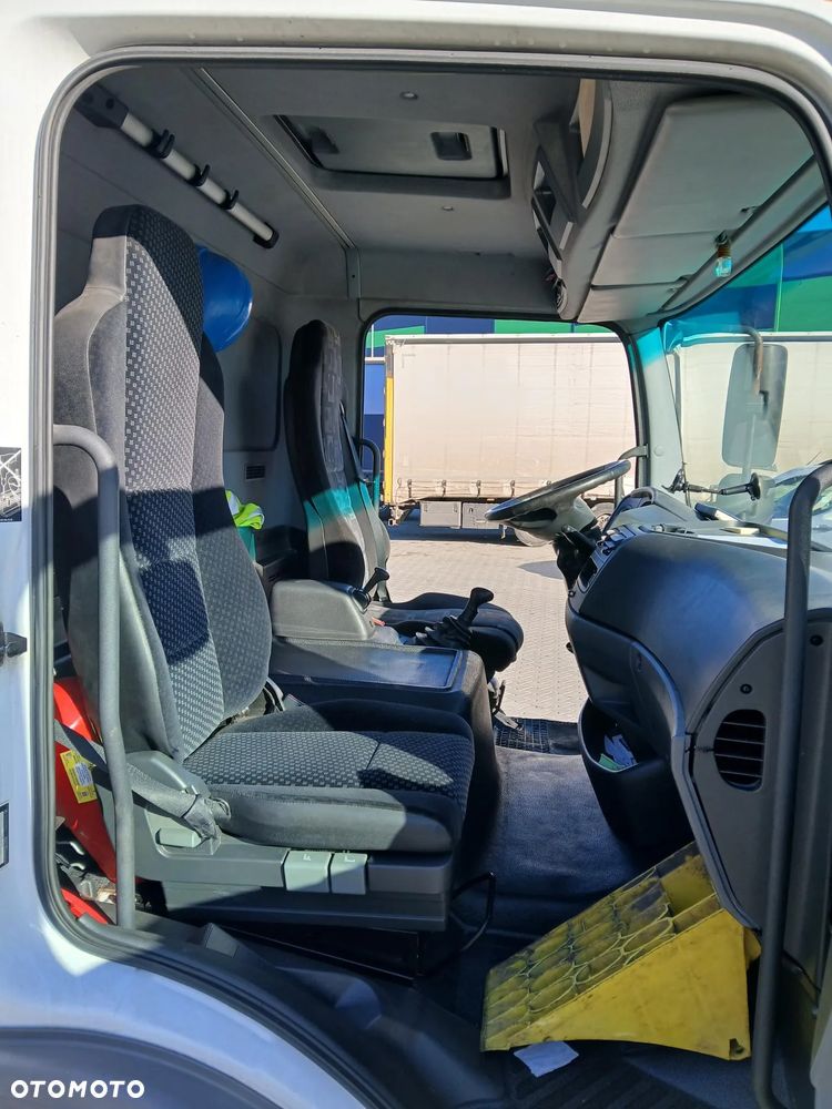 Mercedes-Benz ATEGO - 12