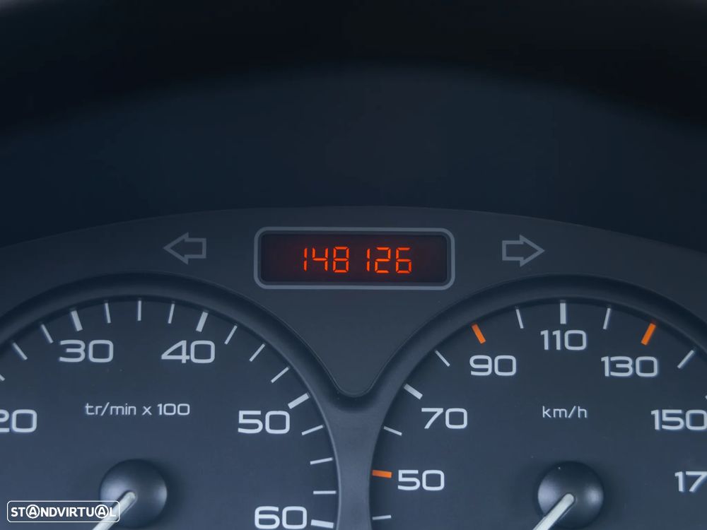 Peugeot 206 1.1 XT - 17