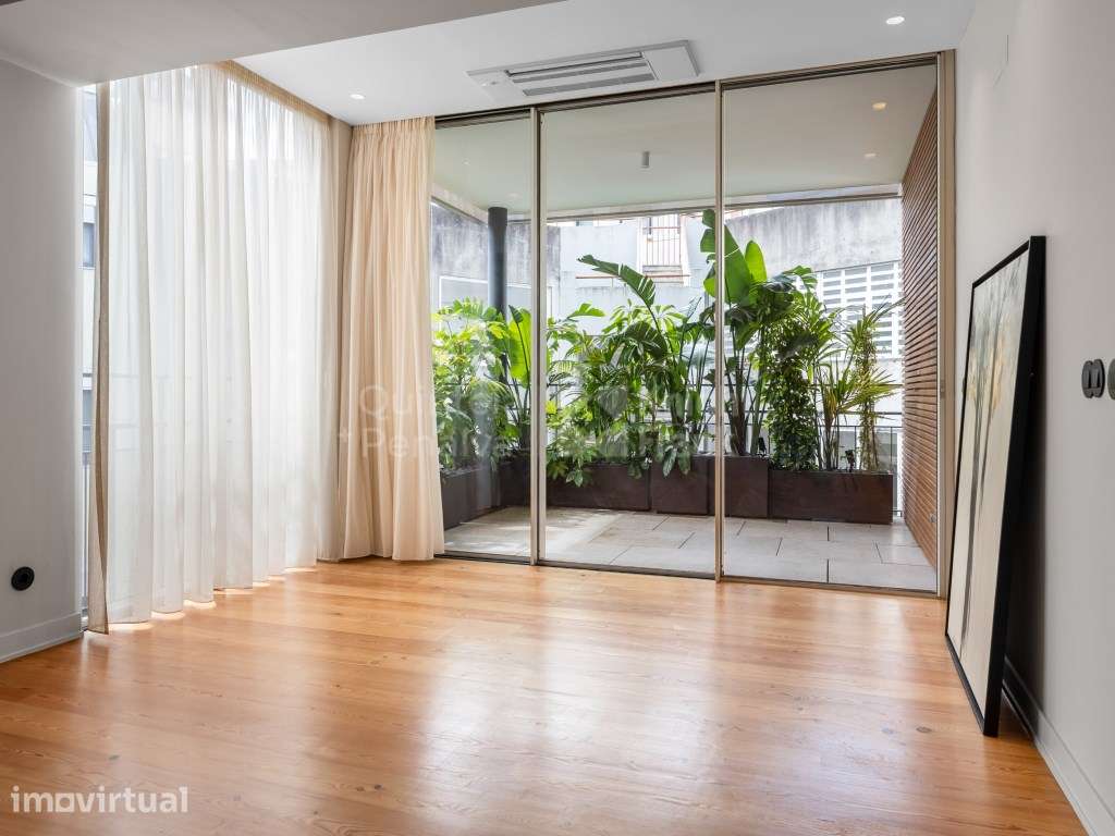 Apartamento T4 com terraço privativo nas Avenidas novas, Lisboa - Grande imagem: 3/27