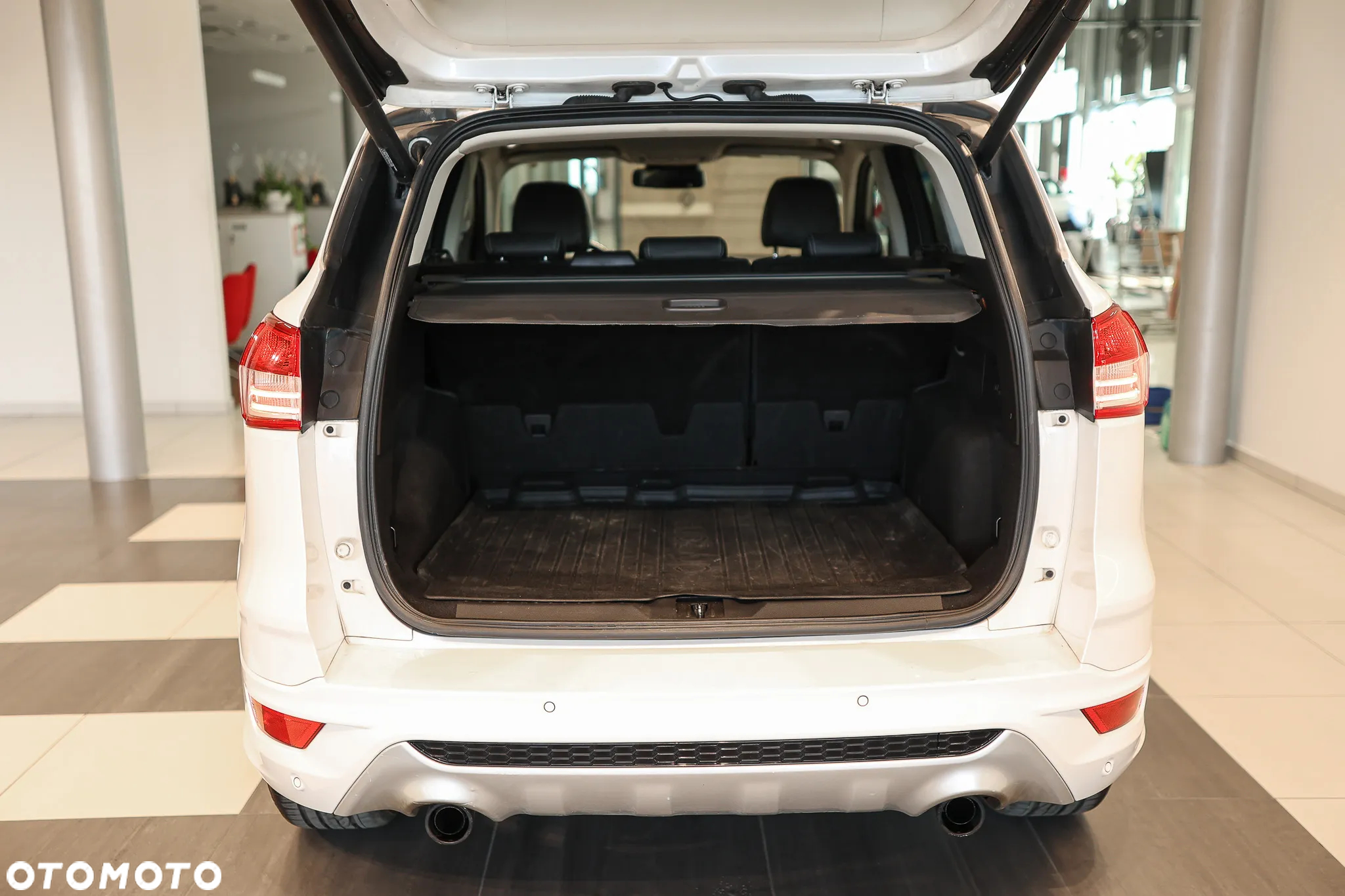 Ford Kuga 1.5 EcoBoost 4WD Titanium - 12