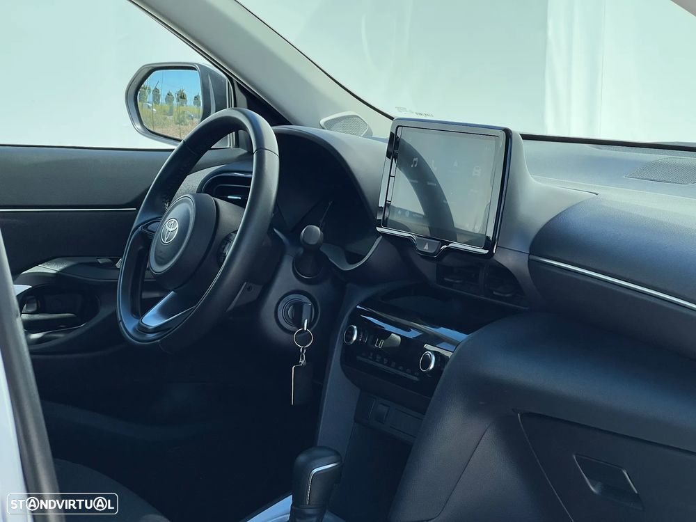 Toyota Yaris Cross 1.5 Hybrid Comfort Plus - 11
