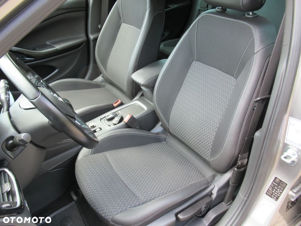 Opel Astra 1.6 D Start/Stop Sports Tourer Innovation - 14