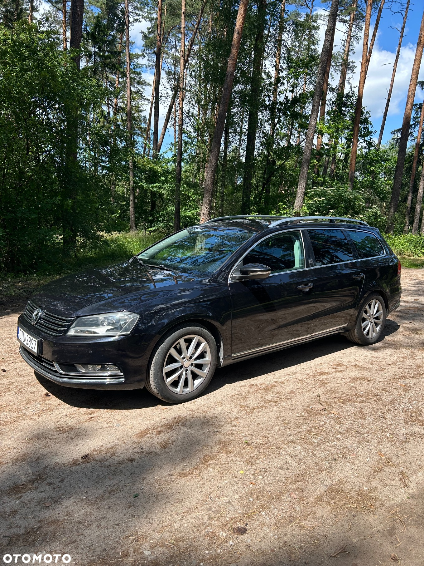 Volkswagen Passat Variant 1.6 TDI DPF BlueMotion Technology Highline - 3