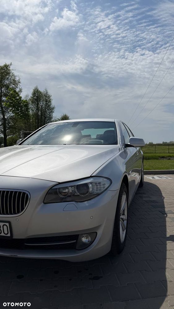 BMW Seria 5 520i - 29