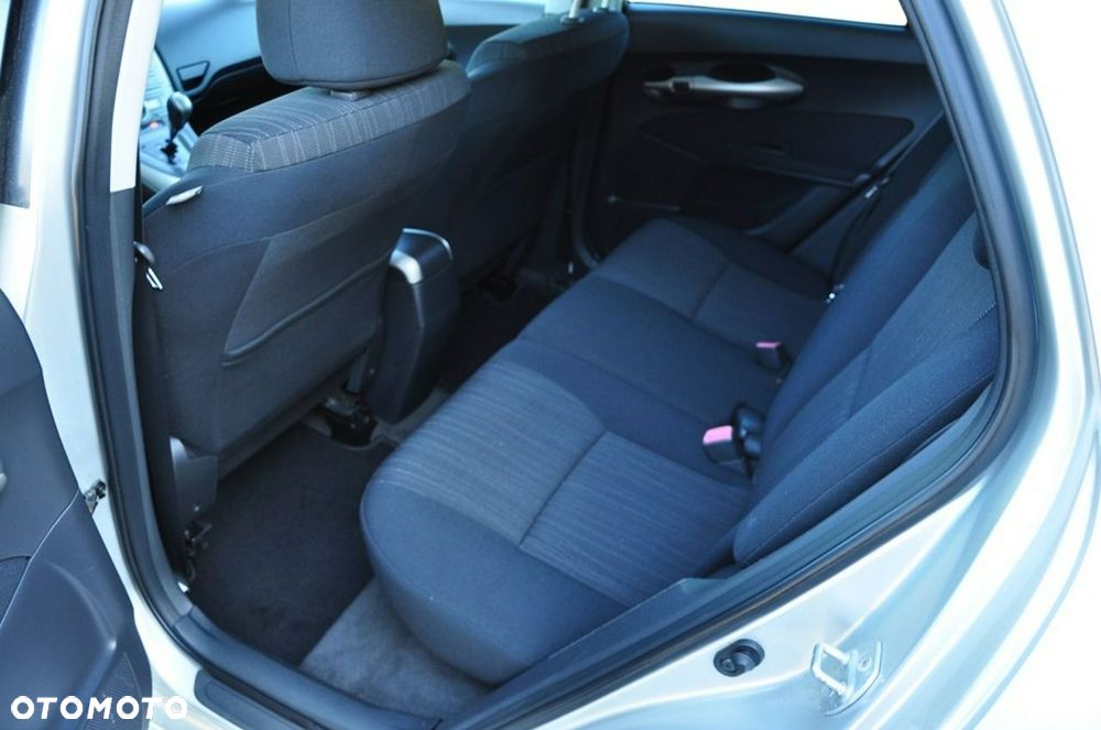 Toyota Auris - 24