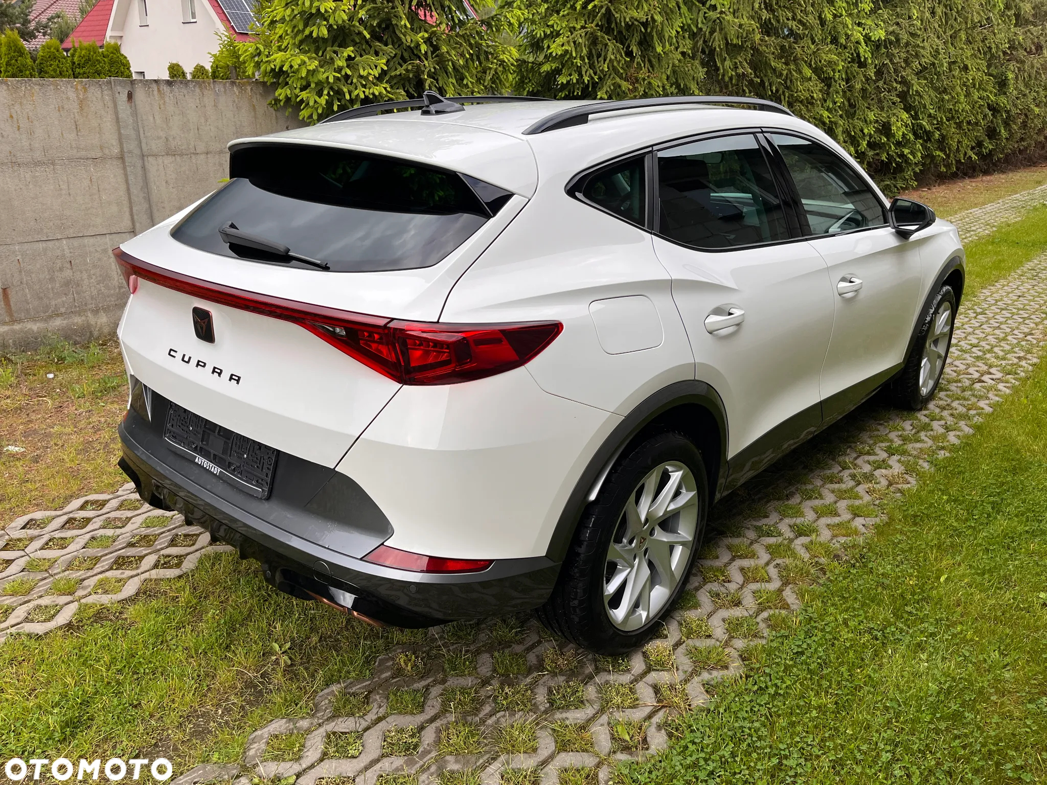 Cupra Formentor 1.4 e-Hybrid DSG - 4