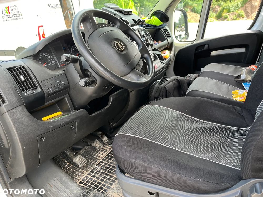 Opel MOVANO - 11