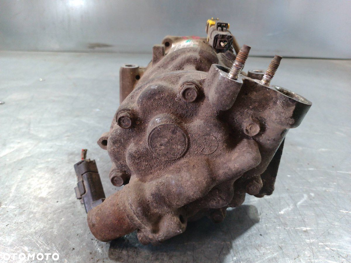 POMPA, SPRĘŻARKA KLIMATYZACJI PEUGEOT 407 SW 9656574080 2.0 HDI - 4