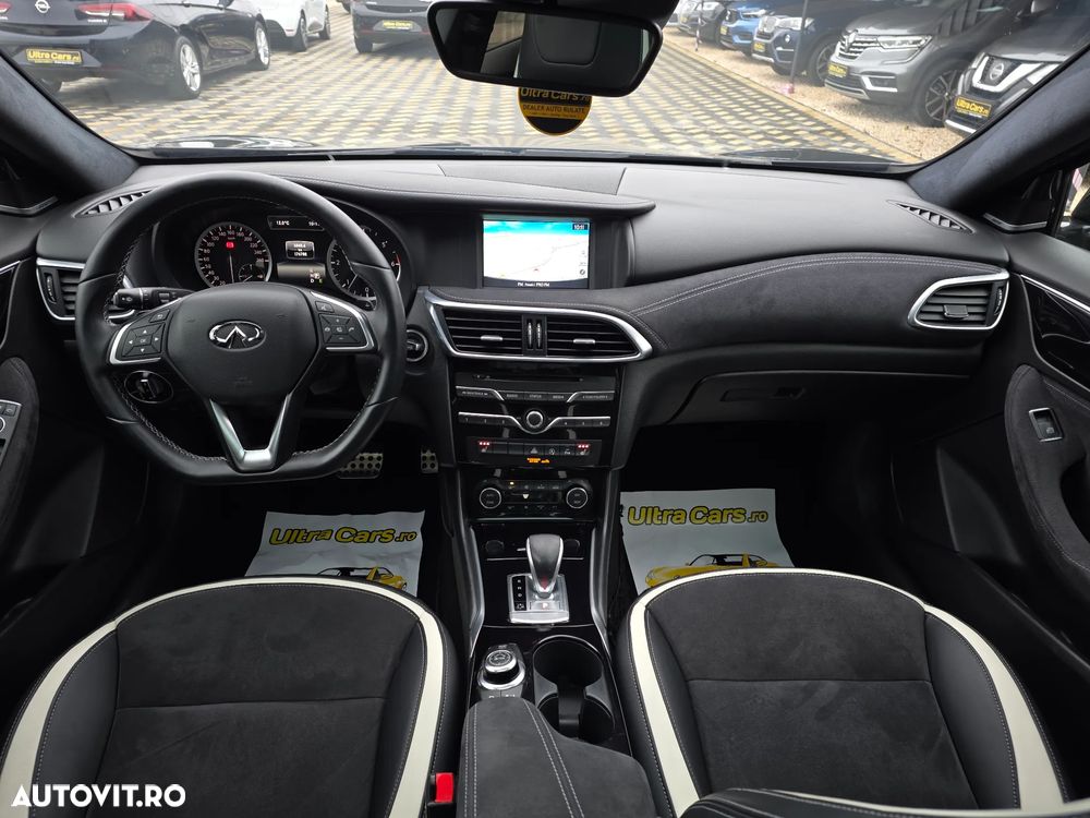 Infiniti Q30 2.2d DCT AWD Sport City Black - 9