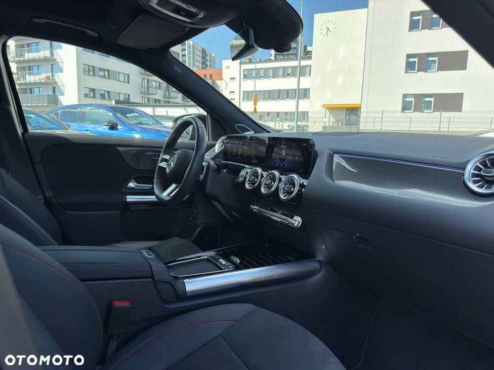 Mercedes-Benz GLA 220 mHEV 4-Matic AMG Line 8G-DCT - 28