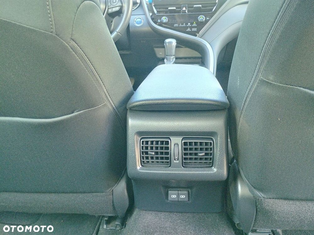 Toyota Camry 2.5 Hybrid Comfort CVT - 15