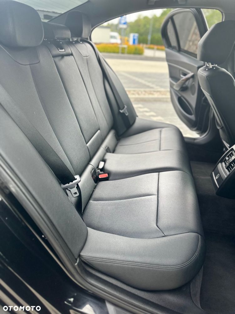 BMW Seria 3 - 11