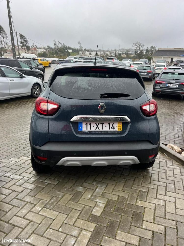 Renault Captur 0.9 TCE Exclusive - 2