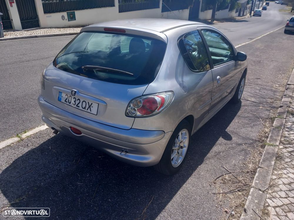 Peugeot 206 1.1 XR - 5