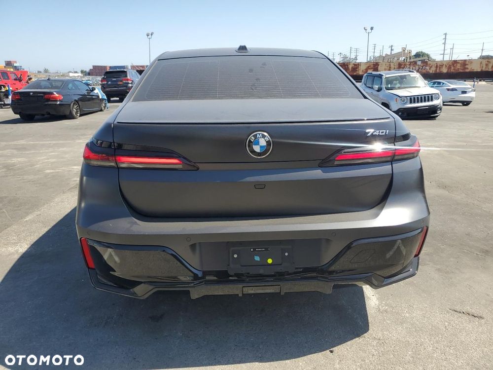 BMW Seria 7 - 7