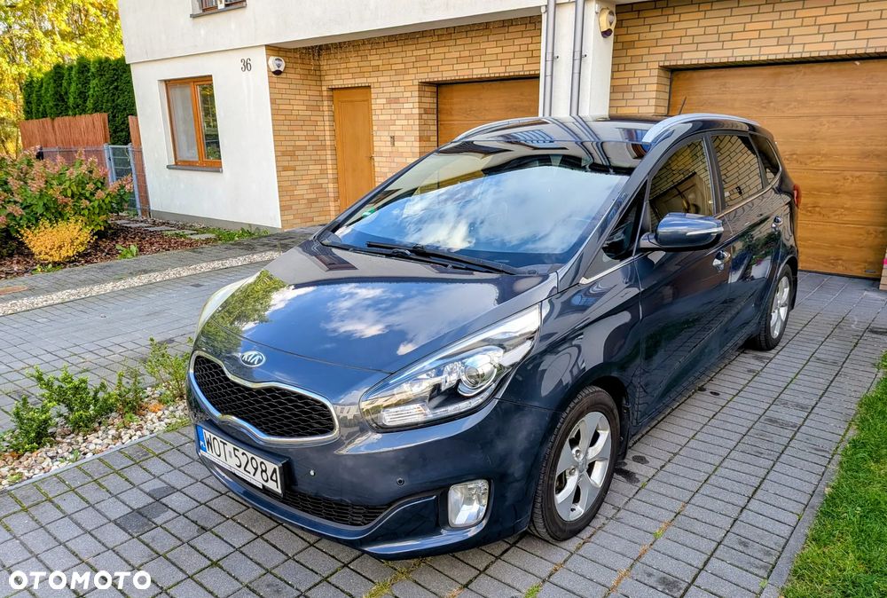 Kia Carens