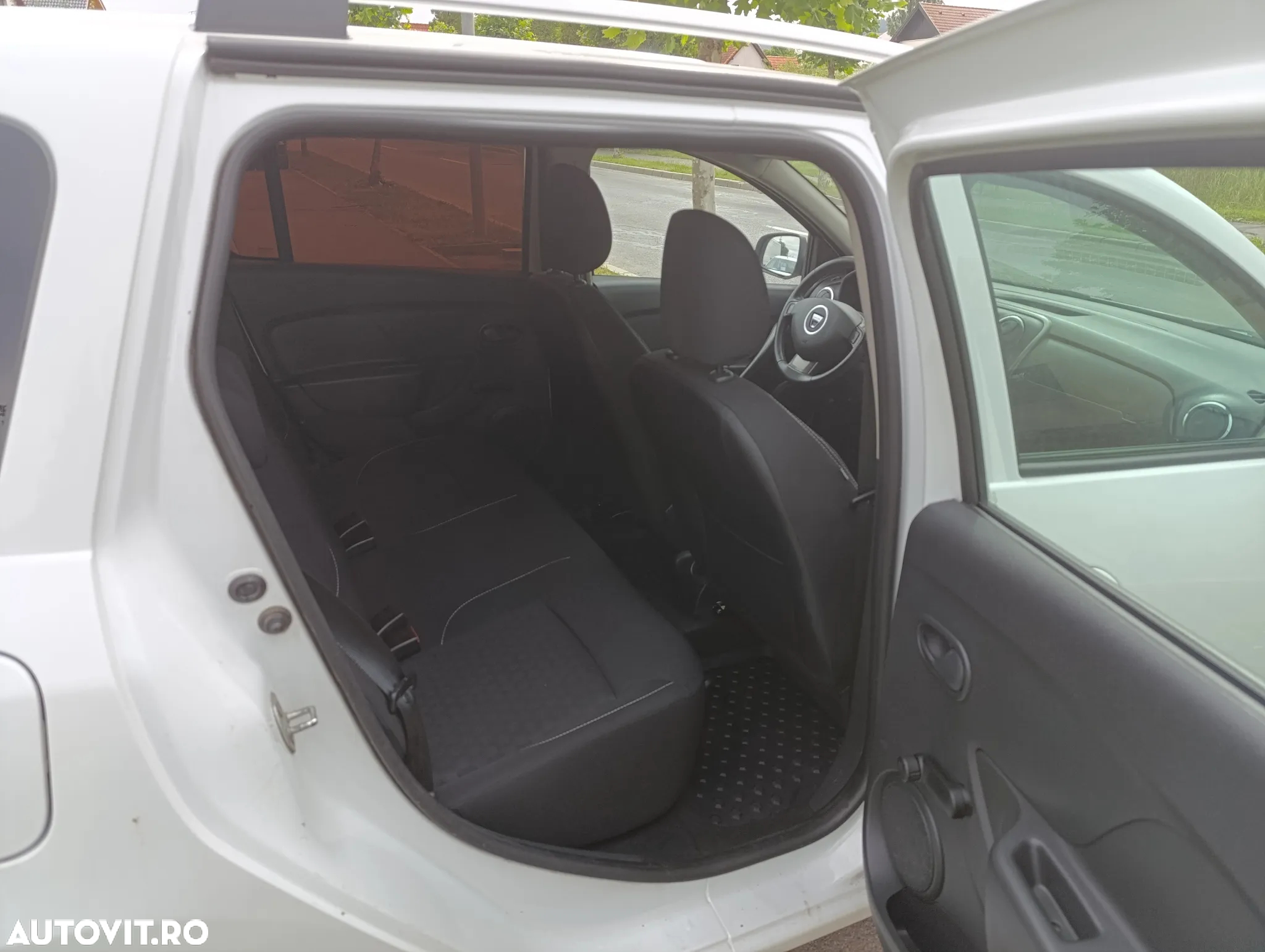 Dacia Logan MCV 0.9 TCe 90 CP Prestige - 10