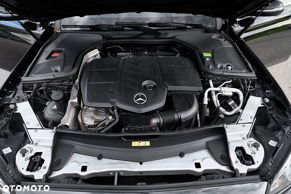 Mercedes-Benz Klasa E 220 d 9G-TRONIC - 14