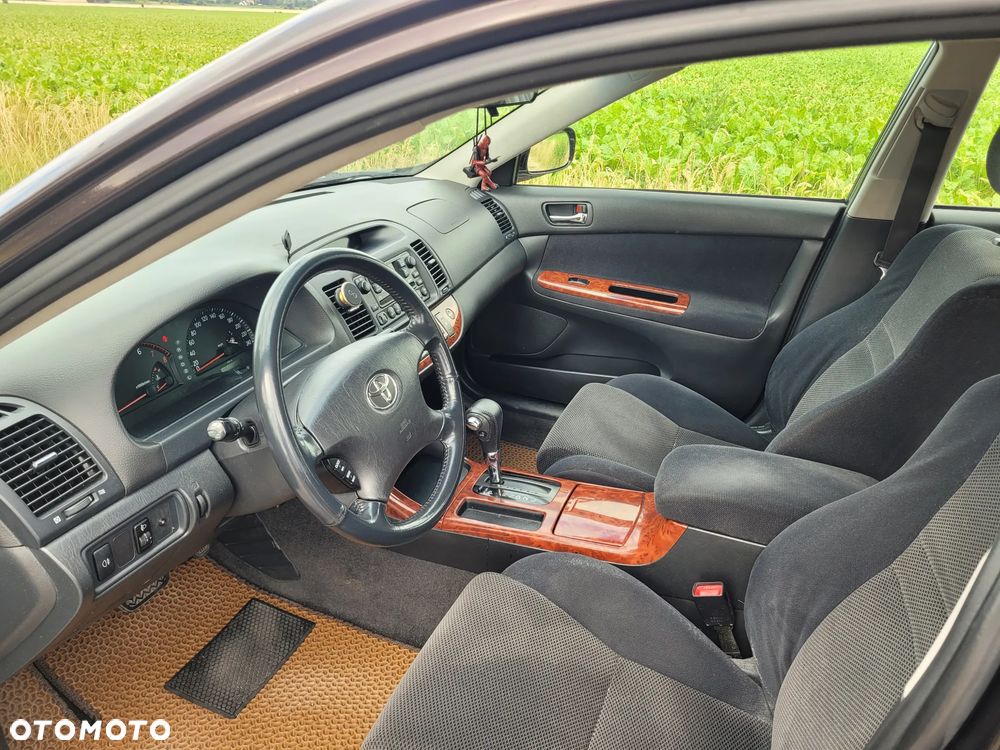 Toyota Camry 2.4 VVT-i - 7
