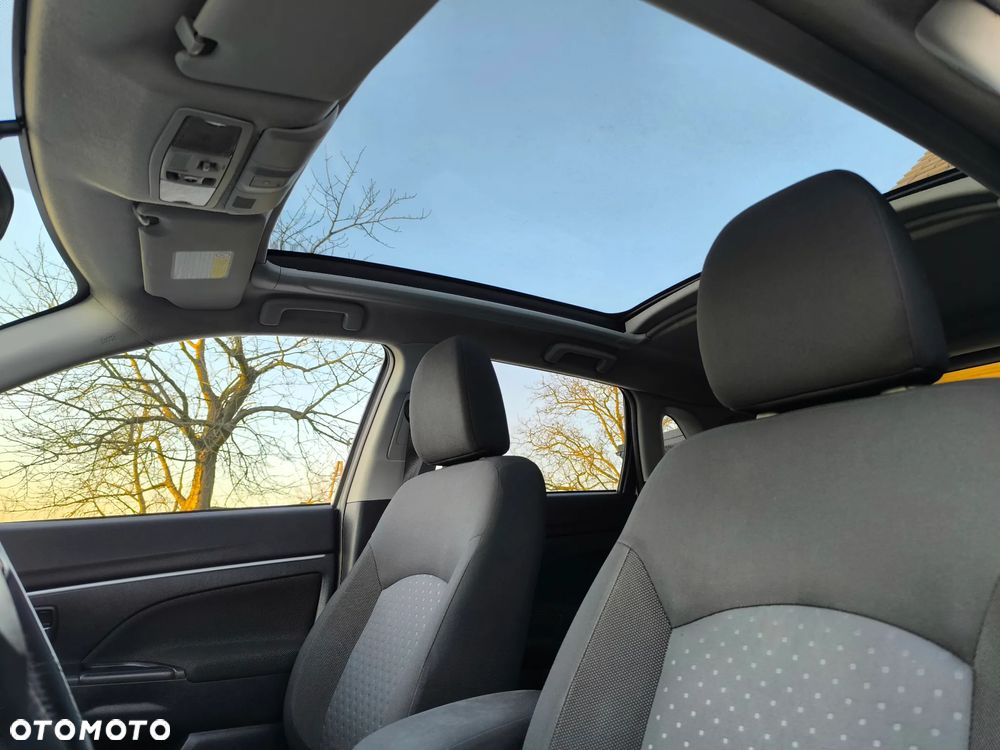 Mitsubishi ASX 1.8 DID Instyle 4WD AS&G - 8