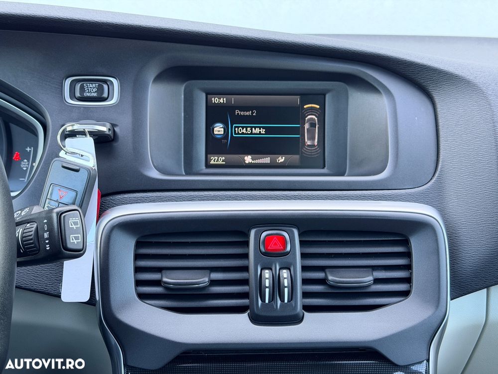 Volvo V40 D2 DRIVe Kinetic - 23