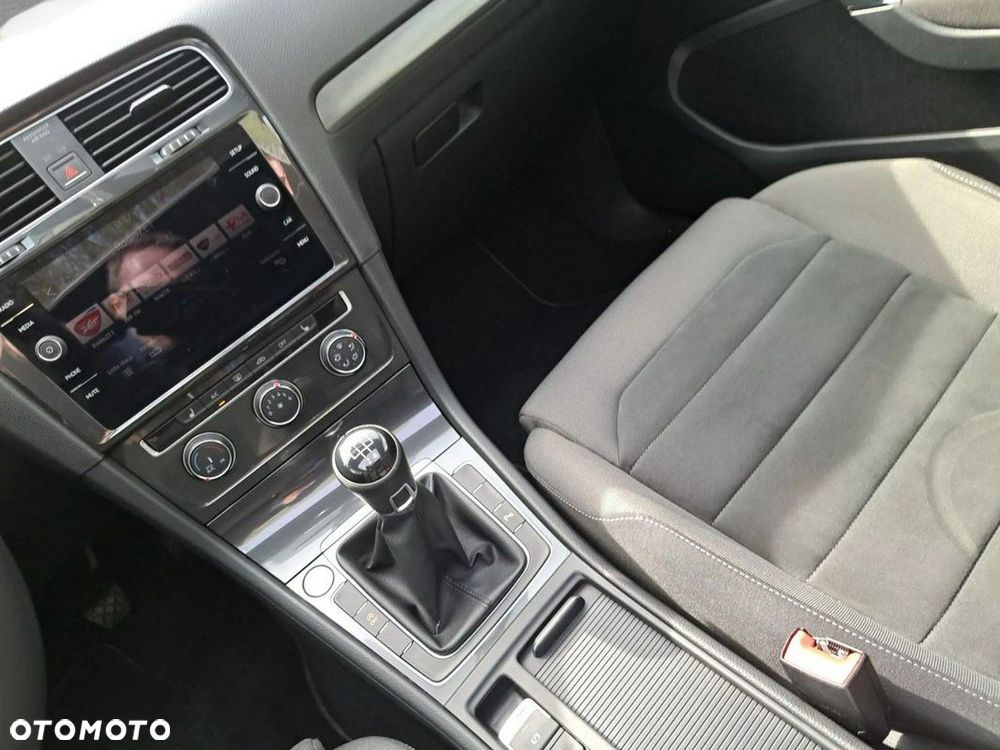 Volkswagen Golf VII 1.6 TDI BMT Highline - 19