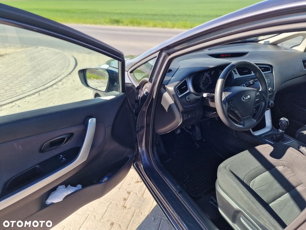 Kia Ceed 1.4 CRDi L - 17
