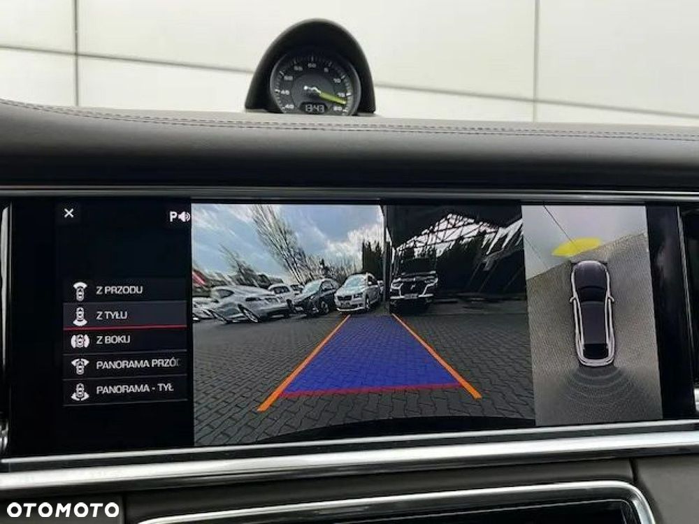 Porsche Panamera - 32