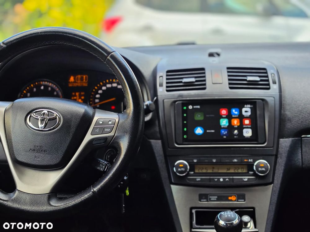 Toyota Avensis - 35