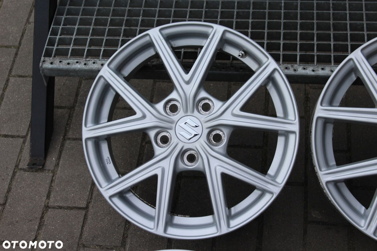 ORYG SUZUKI 16cali 5x114,3 ET50 6J SX4 SWIFT TPMS - 3