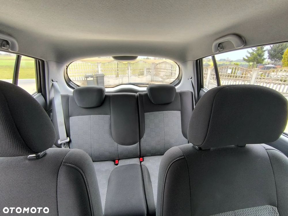 Kia Picanto 1.1 - 12