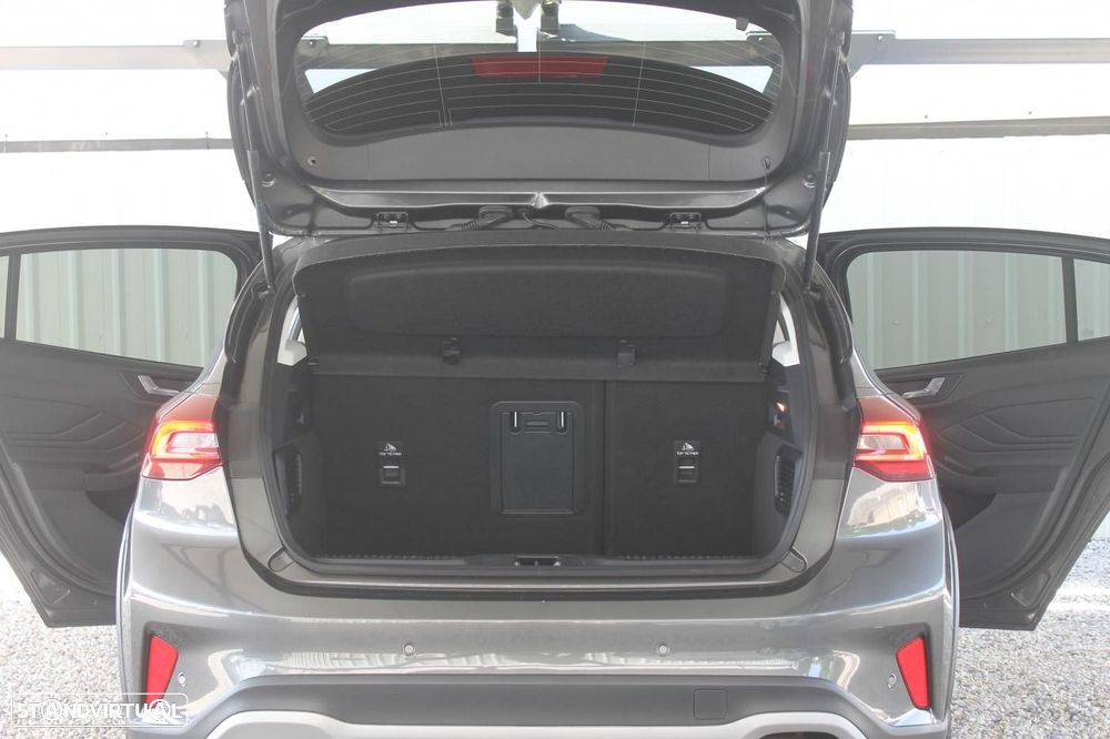 Ford Focus 1.0 EcoBoost MHEV Active X - 44