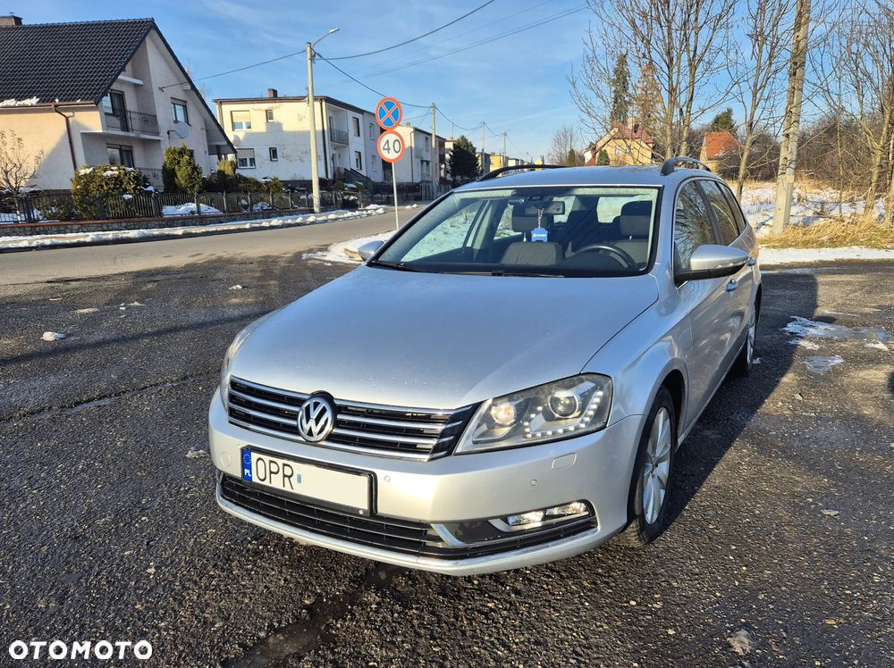 Volkswagen Passat 2.0 TDI DPF DSG Comfortline - 1