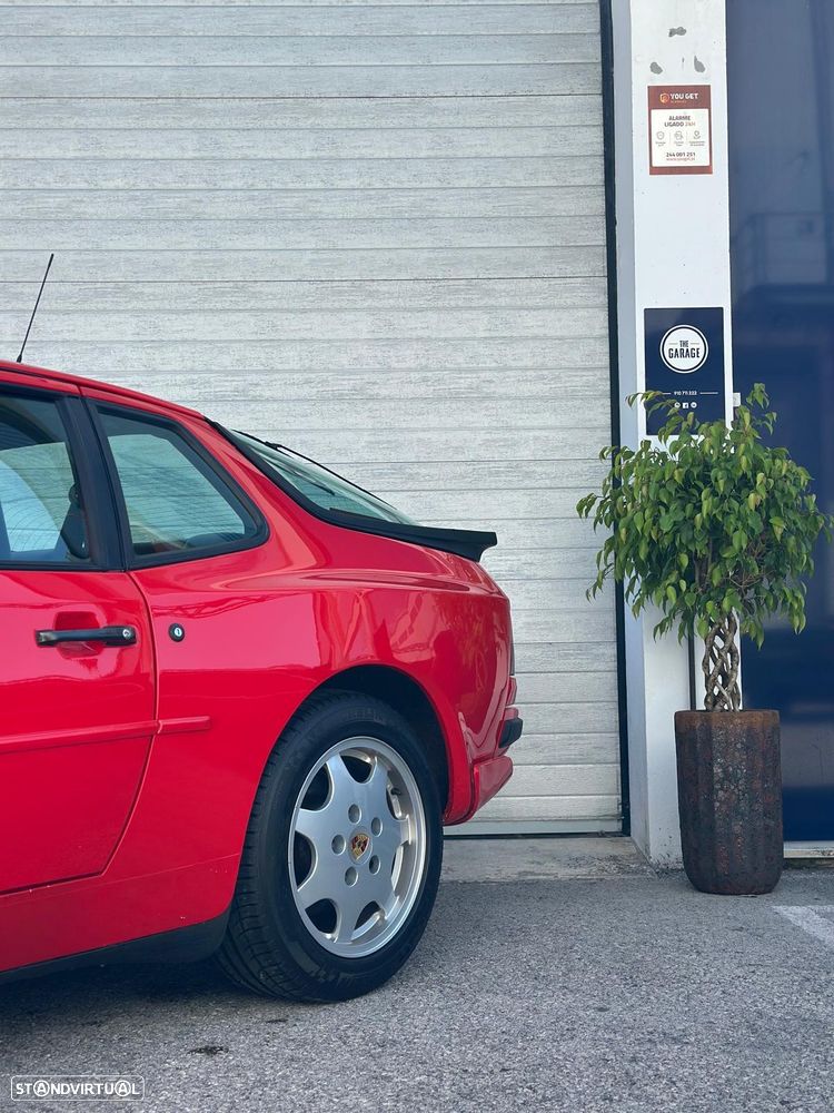 Porsche 944 Turbo - 22