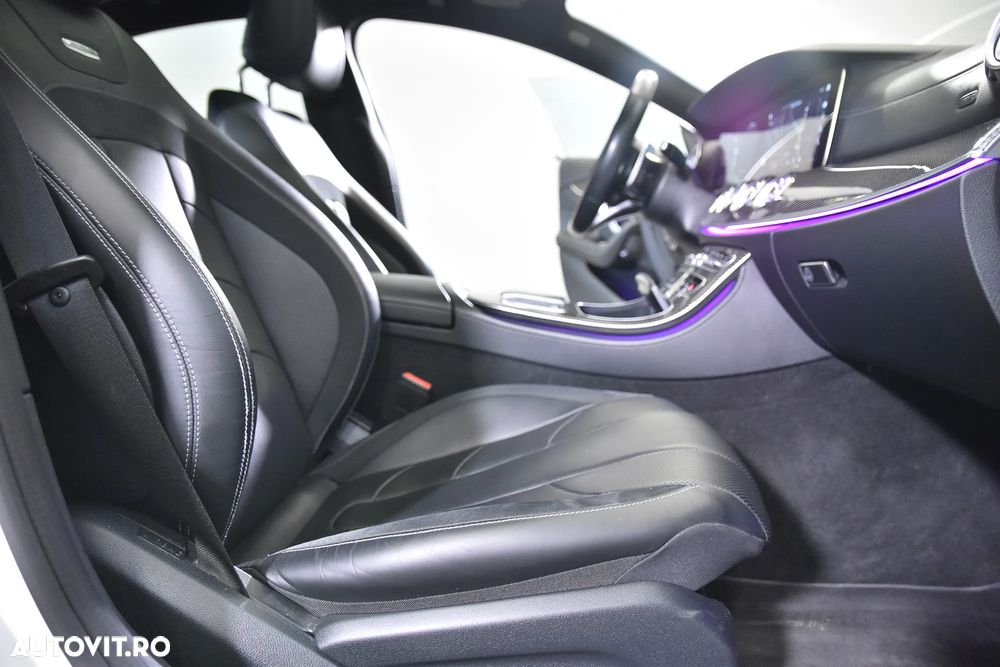 Mercedes-Benz CLS - 11