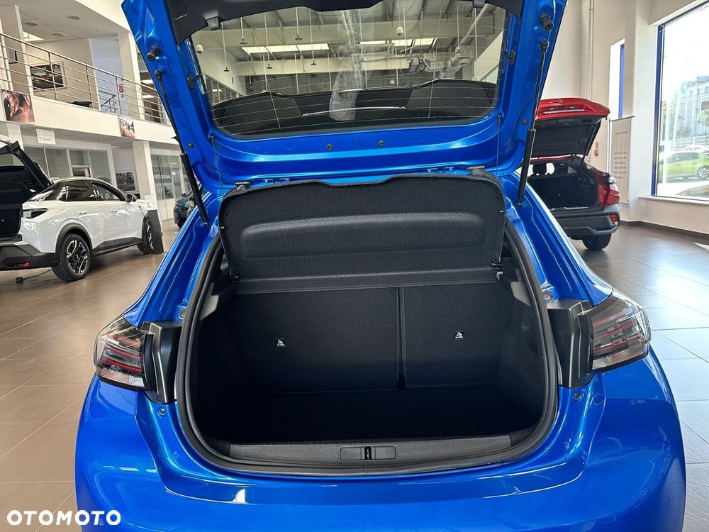 Peugeot 208 - 6