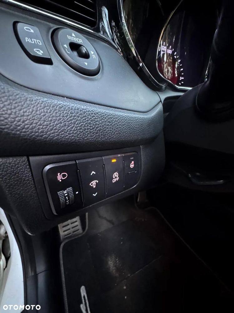 Kia Ceed 1.0 T-GDI ISG GT Line - 10