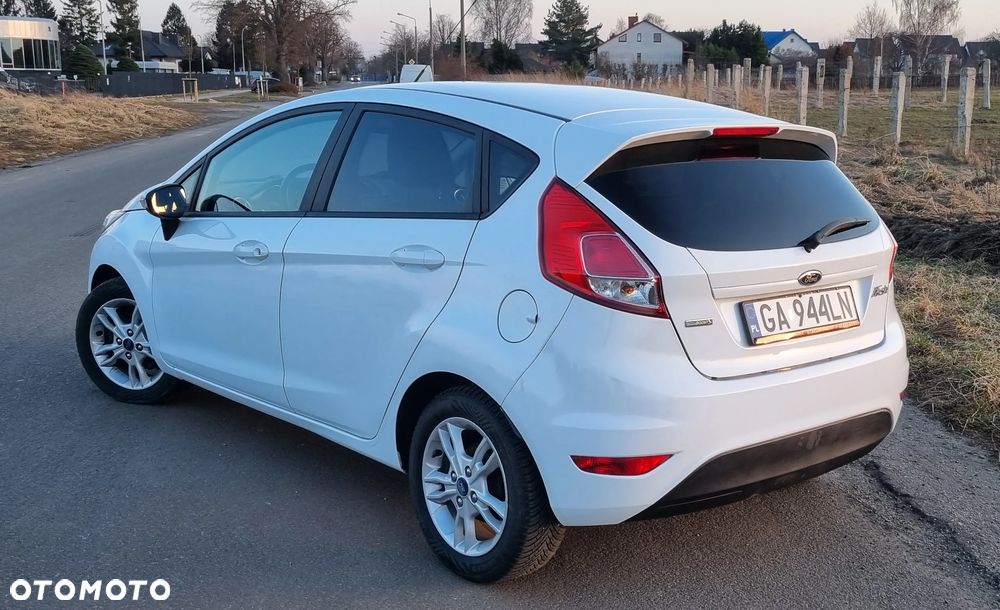 Ford Fiesta - 6