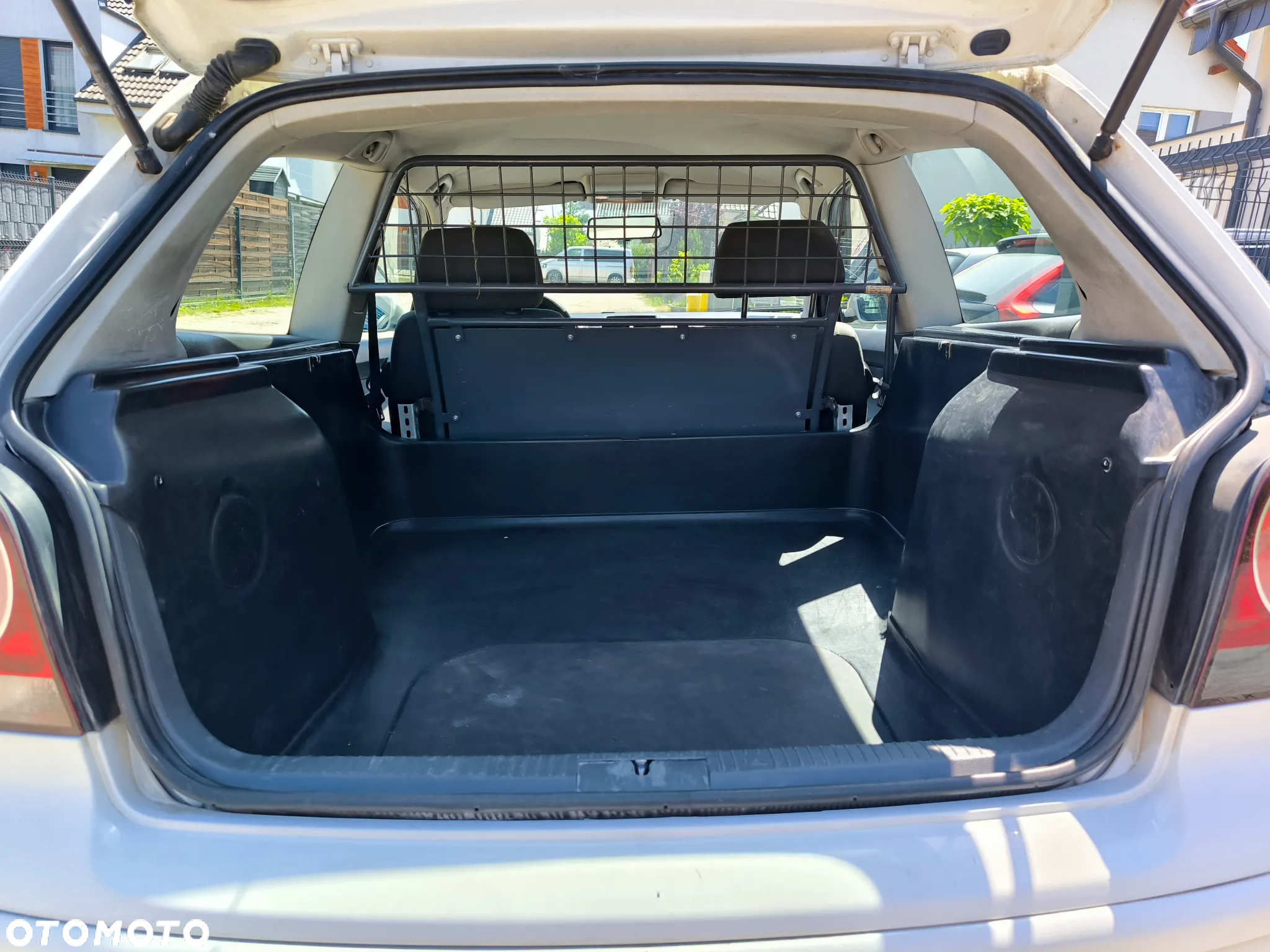 Volkswagen Polo 1.4 TDI Comfortline - 11