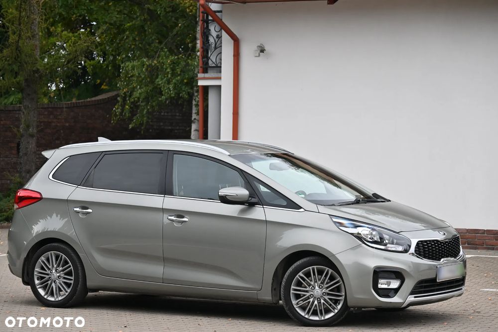 Kia Carens 2.0 GDI Automatik Edition 7 - 9