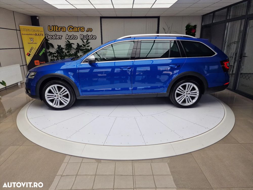Skoda Octavia 2.0 TDI DSG 4X4 Style - 4